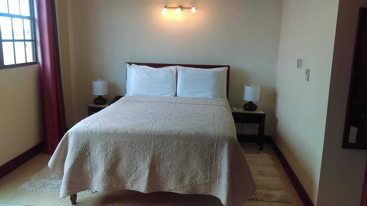 Brandsville Suites Джорджтаун Экстерьер фото